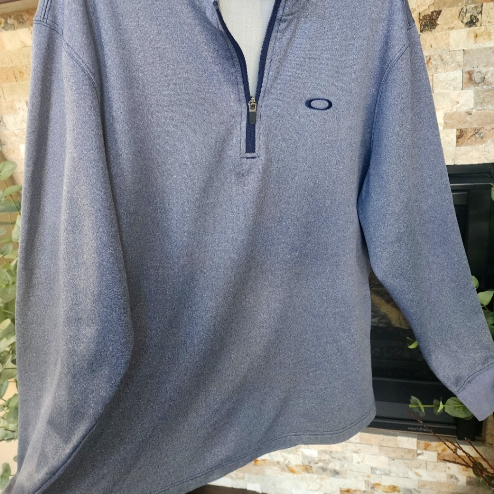 Oakley Mens XL 1/4 zip pullover